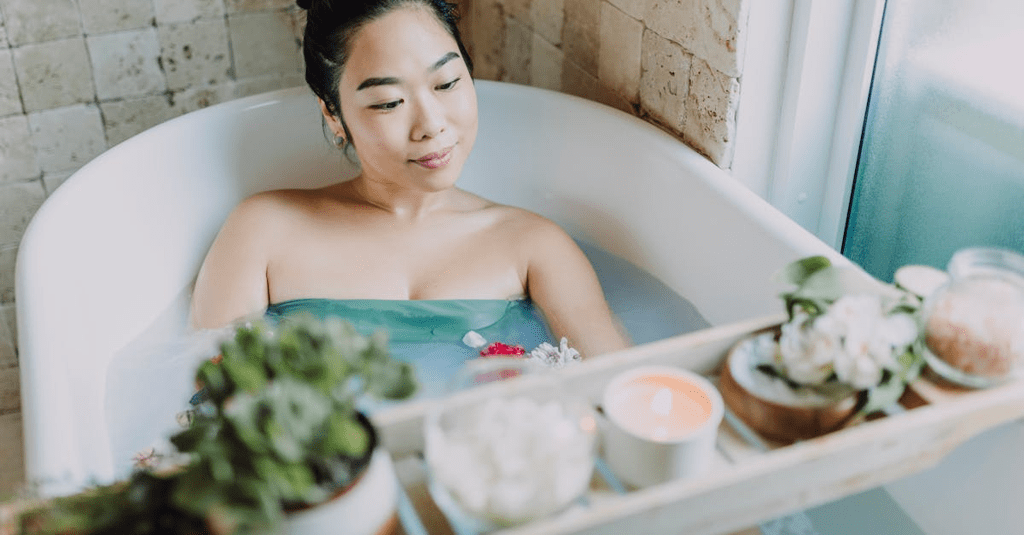 Unlocking the Secrets of Skin Hydration How Dead Sea Bath Salts Work
